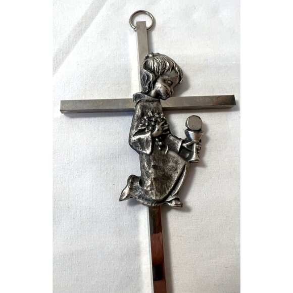 Vintage Wall Hanging Crucifix With Child Figurine - Picture 2 of 3